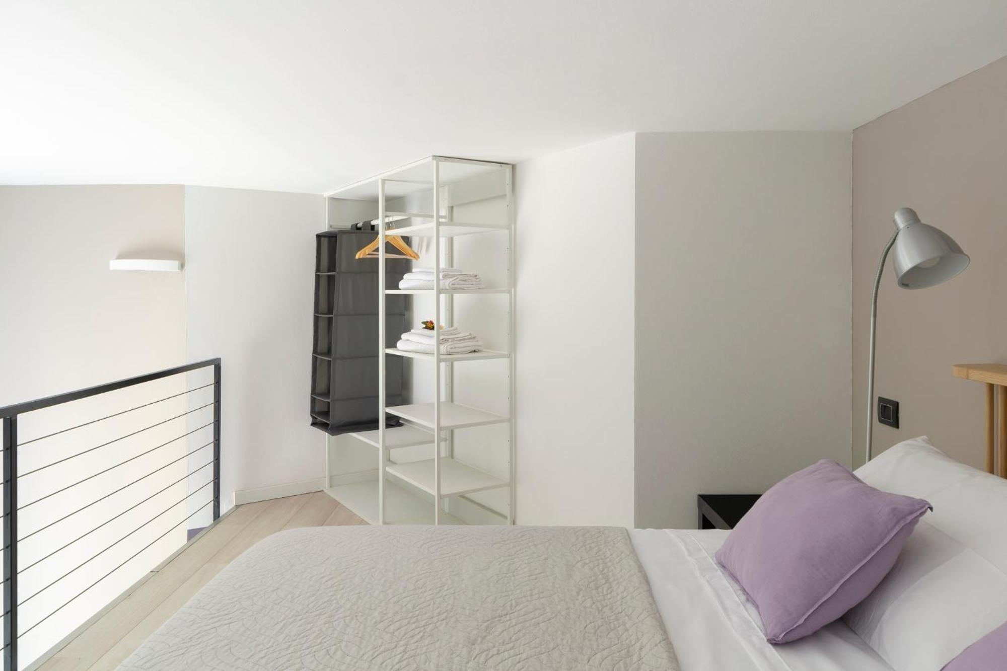 Aprica16 Loft House Milano Appartement Buitenkant foto